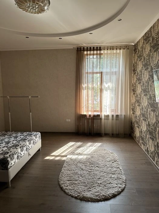 Продам 3- кімнатну квартиру. Від власника.