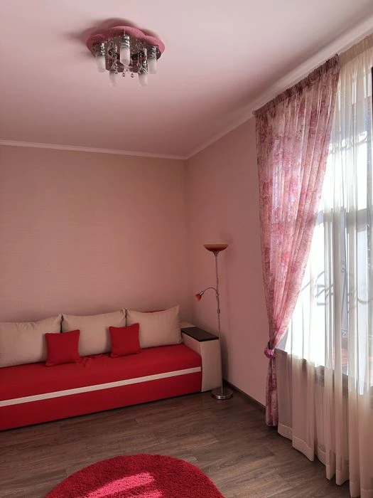 Продам 3- кімнатну квартиру. Від власника.