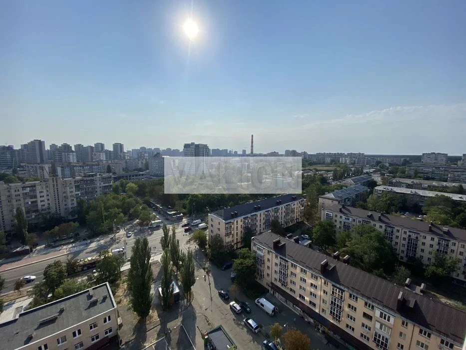 Продається 1к квартира, вул. Межова 23-Б Подільський р-н,  В