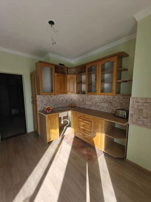 Продаж 2-к квартири з ремонтом 80м2 Волинська 10 Севастополь