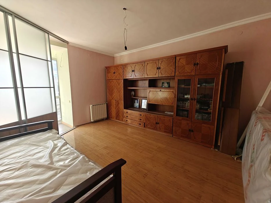 Продаж 2-к квартири з ремонтом 80м2 Волинська 10 Севастополь