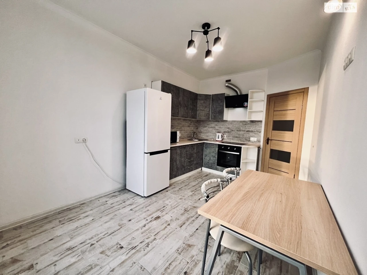 Продаж Квартира Харківський Масив