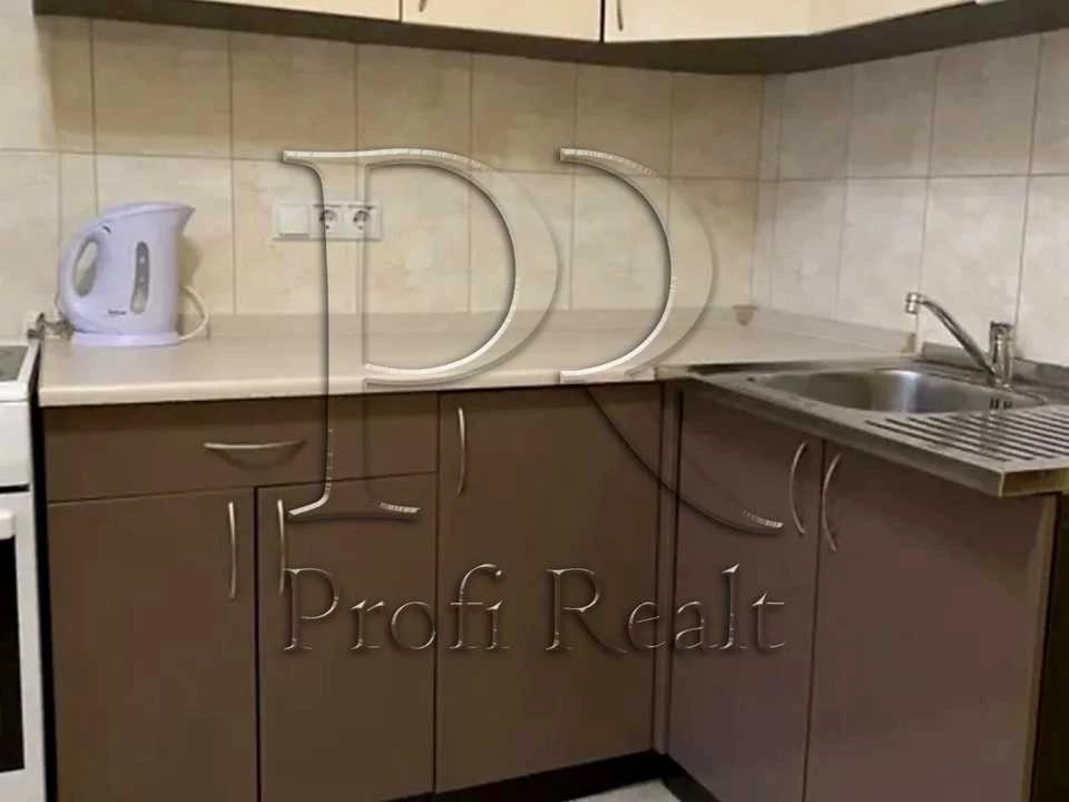 Квартира. Київ, Воскресенська вул.
