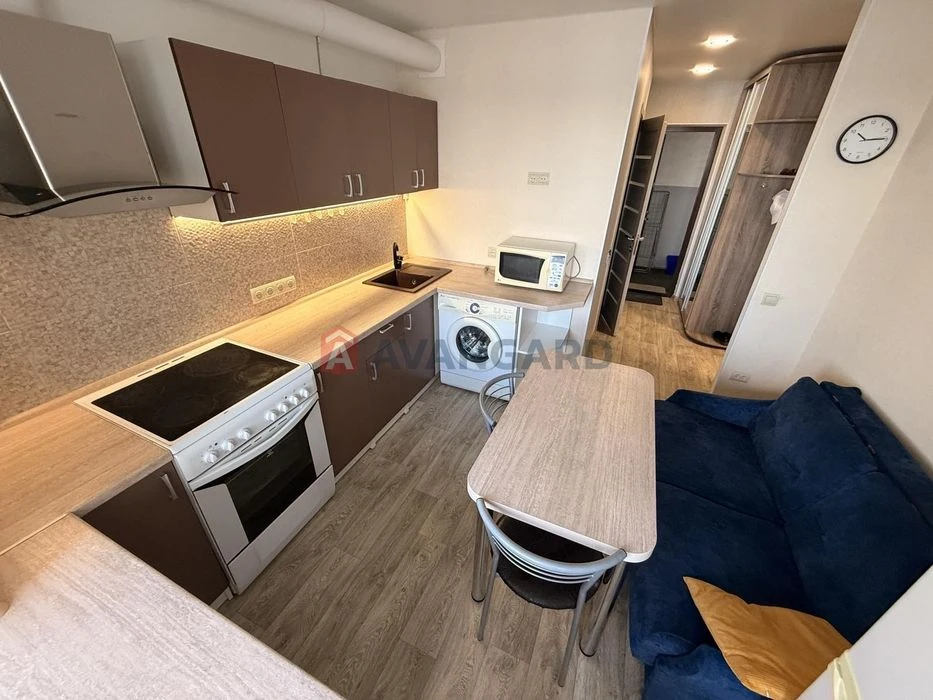 Продам 1 ком.квартиру Солнечный