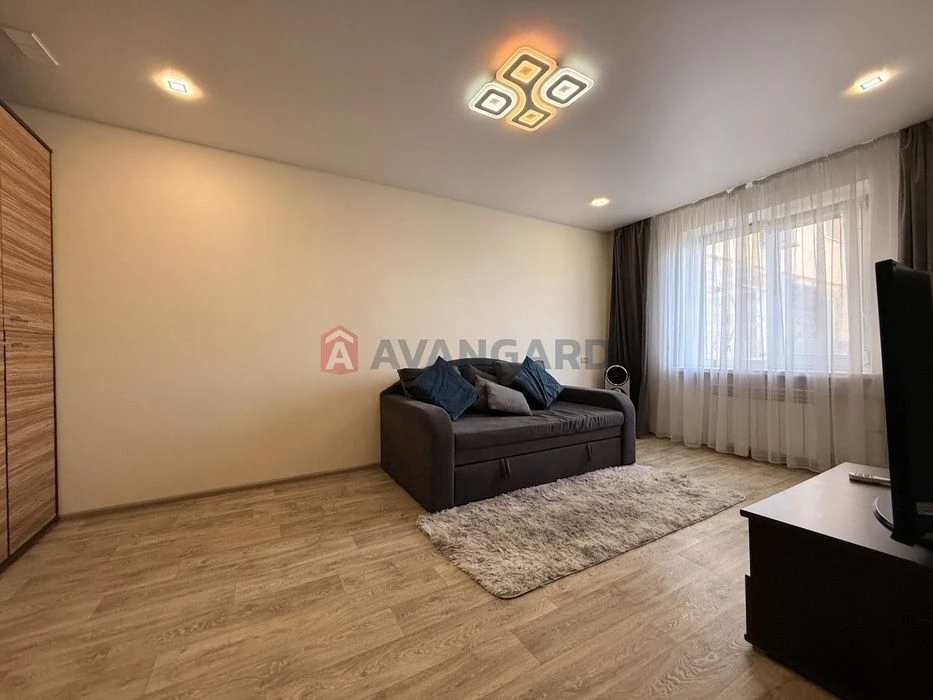 Продам 1 ком.квартиру Солнечный