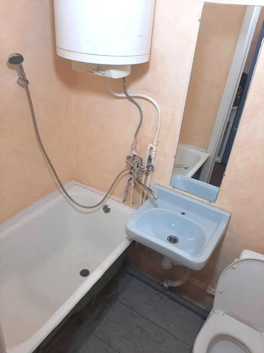 Продам 1ком квартиру пр.Слобожанский (кон)