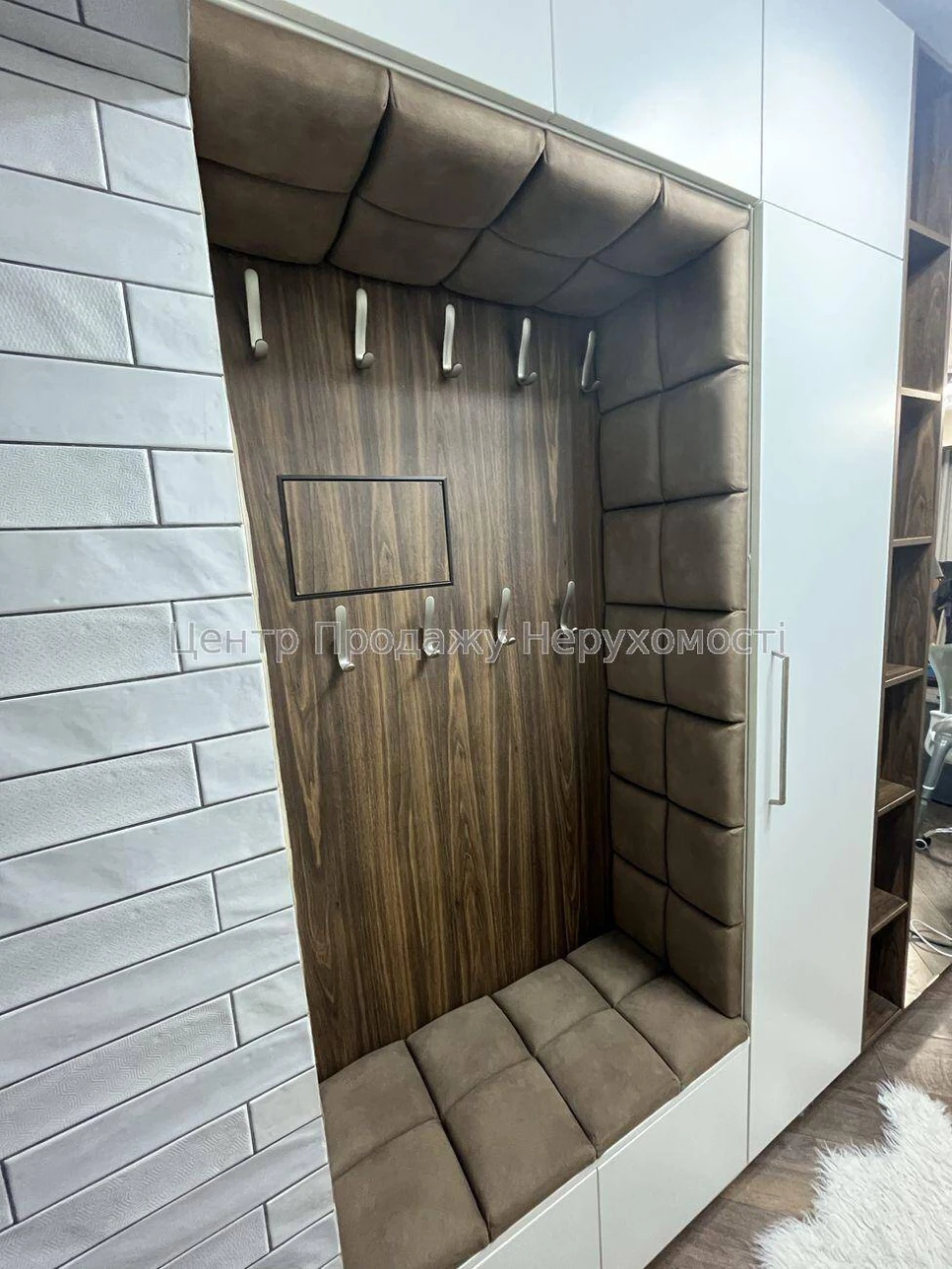 Продаж 1-кімн. квартири, 22 м², ЖК Sky Hill, Київ, 2/6 пов.