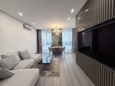 Панорама | 122 м2 | 2 этаж | 7 окон