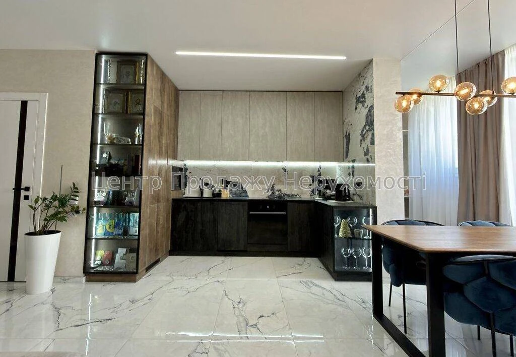 Продаж 2-кімн. квартири 75 м² в ЖК Русанівська Гавань, Київ,