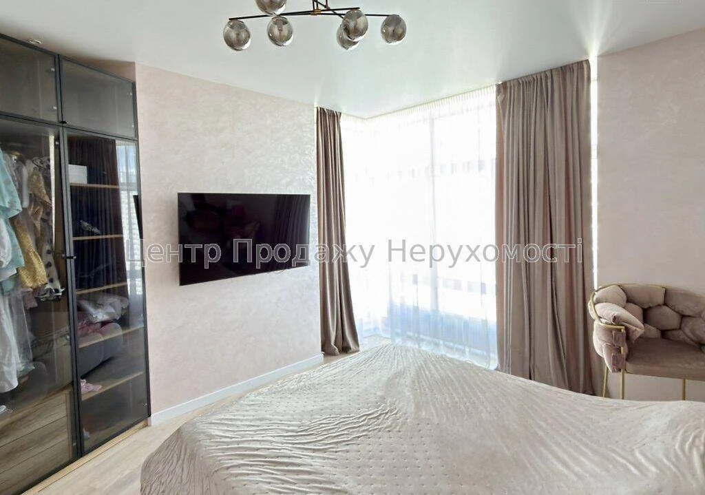 Продаж 2-кімн. квартири 75 м² в ЖК Русанівська Гавань, Київ,