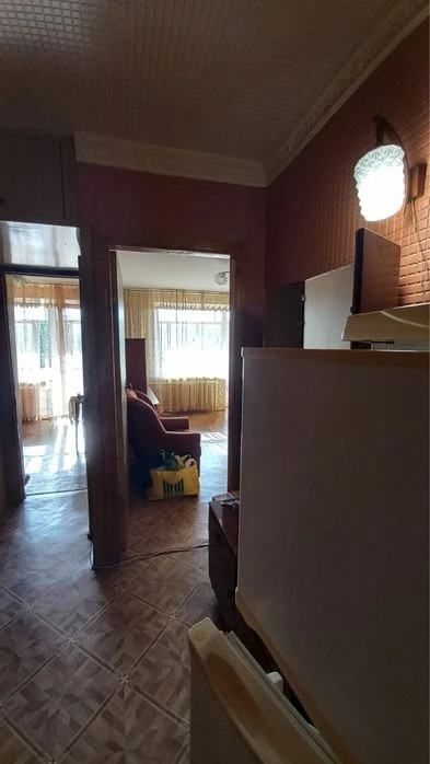 Продам 1 кв квартиру. В р-не метро!