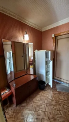 Продам 1 кв квартиру. В р-не метро!