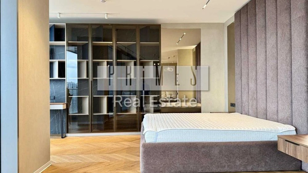Продаж квартири 64 кв м 1 кімнатна ЖК Taryan Towers Іоана Па