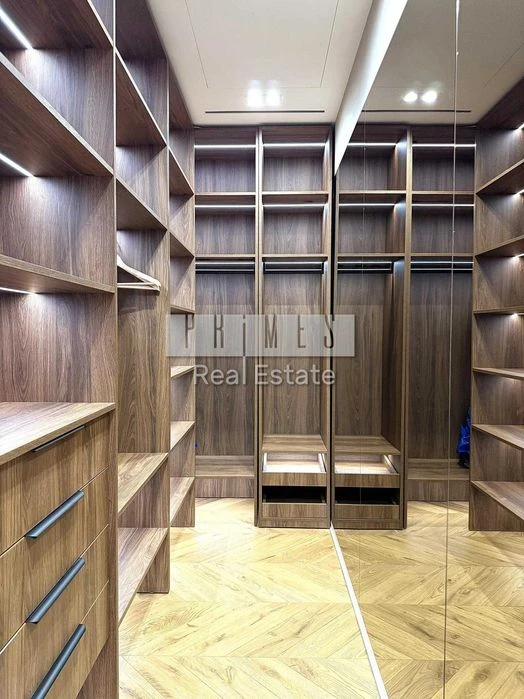 Продаж квартири 64 кв м 1 кімнатна ЖК Taryan Towers Іоана Па