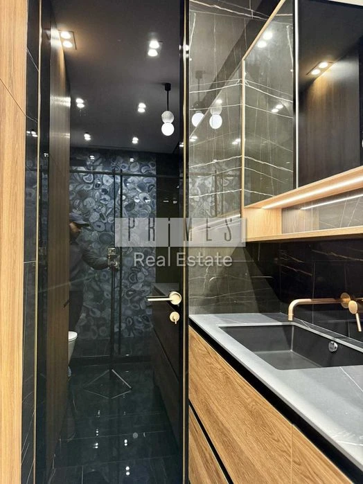 Продаж квартири 64 кв м 1 кімнатна ЖК Taryan Towers Іоана Па