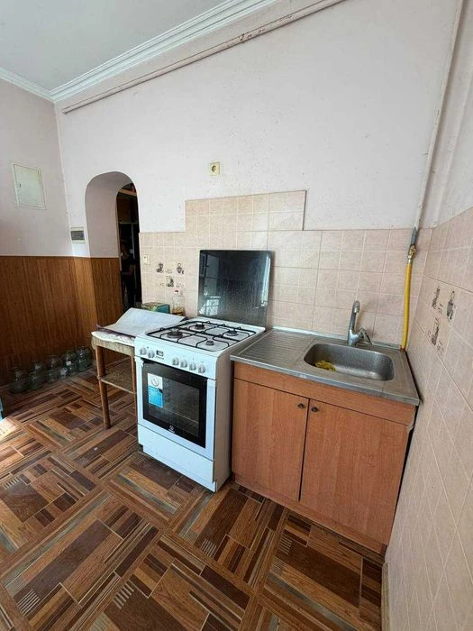 Продаж земельної ділянки + будинок 94м2 -Львів, вул.Старозне
