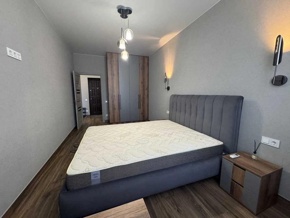 Продаж 1-кімнатної 40.8 м² з кухнею-вітальнею та гардеробом