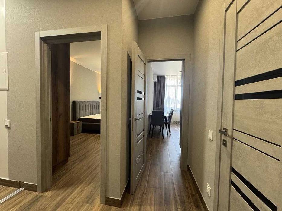 Продаж 1-кімнатної 40.8 м² з кухнею-вітальнею та гардеробом