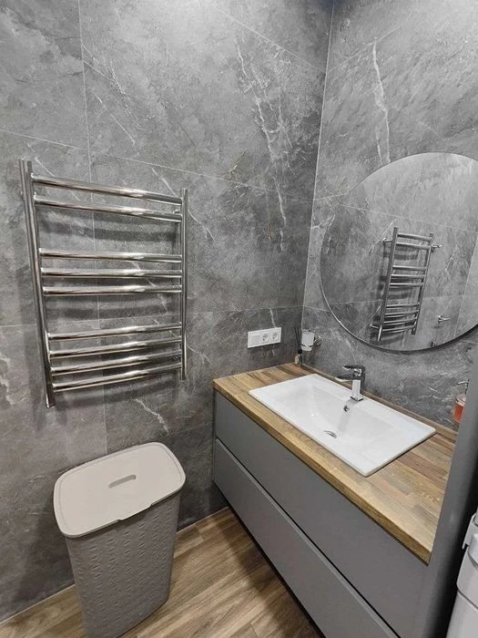 Продаж 1-кімнатної 40.8 м² з кухнею-вітальнею та гардеробом