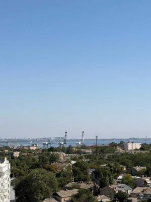 Продам 1-кімнатну квартиру з видом на море та лиман в ЖК «Ак