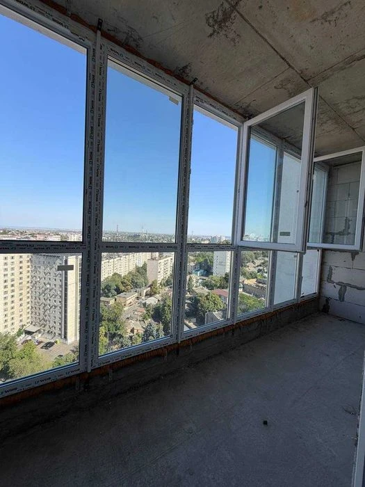 Продам 1-кімнатну квартиру з видом на море та лиман в ЖК «Ак