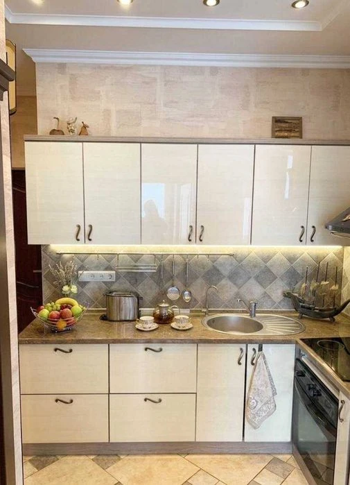 Продам евро двушку, спальня и кухня-гостиная. Новострой на п