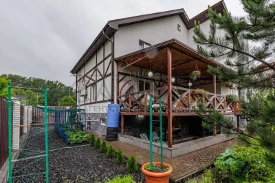 Продаж / Будинок 290м2 з укриттям вул. Клавдії Радченка, Віт