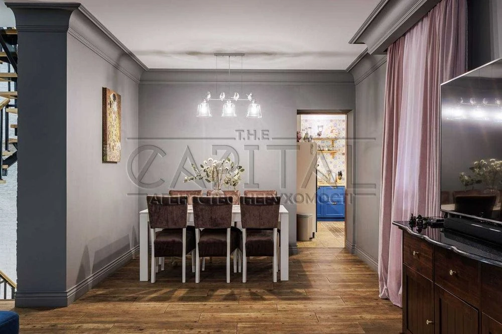 Продаж / Будинок 290м2 з укриттям вул. Клавдії Радченка, Віт