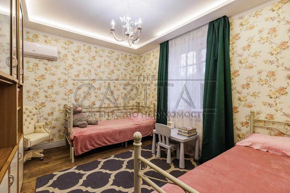 Продаж / Будинок 290м2 з укриттям вул. Клавдії Радченка, Віт