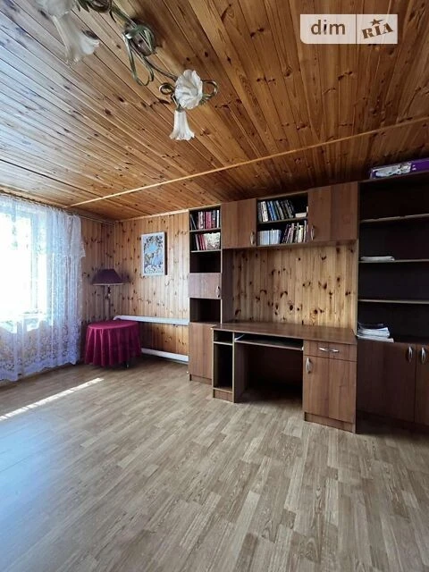 Продаж 3 поверхового будинку з ділянкою на 6 соток, 110 кв.