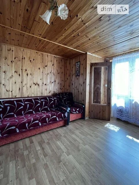 Продаж 3 поверхового будинку з ділянкою на 6 соток, 110 кв.