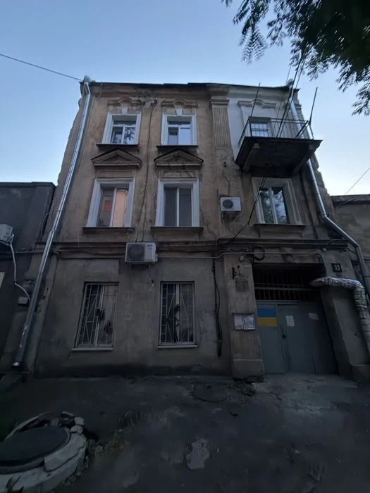 Продаж 1-кімнатної квартири в районі Ольгіївського узвозу, п
