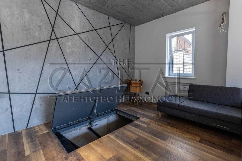 Продаж будинку 298 м² / 6 соток/ м. Славутич 2 км / Осокорки