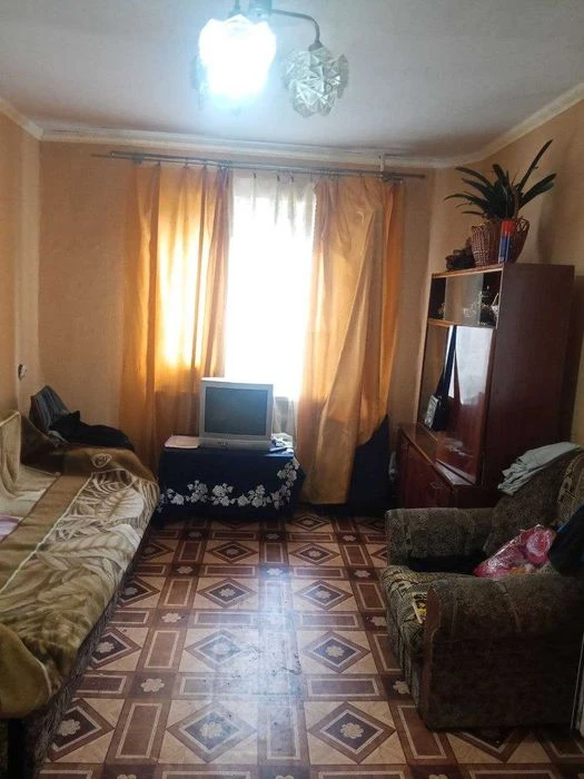 Продам 2-х комнатную квартиру район рынка Северный!!