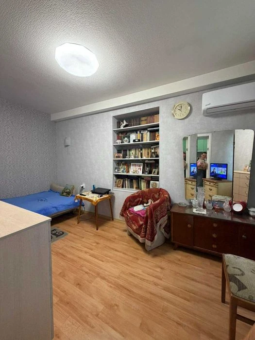 Продам аналог частного дома на  Фонтане - квартира на земле(