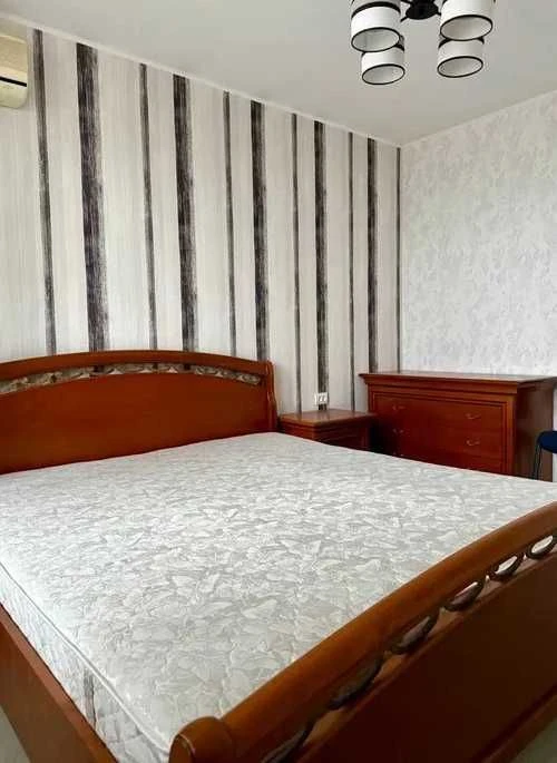 Продам Модную красивую 3х комнатную квартиру Е Видновлення С