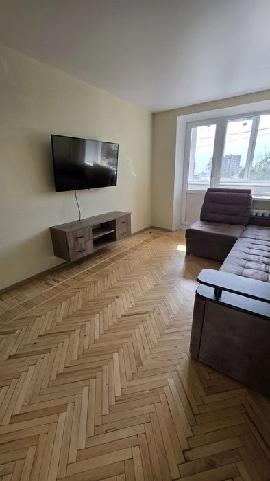 Ексклюзив! Продам 2к кв Одеська, вул.Зернова