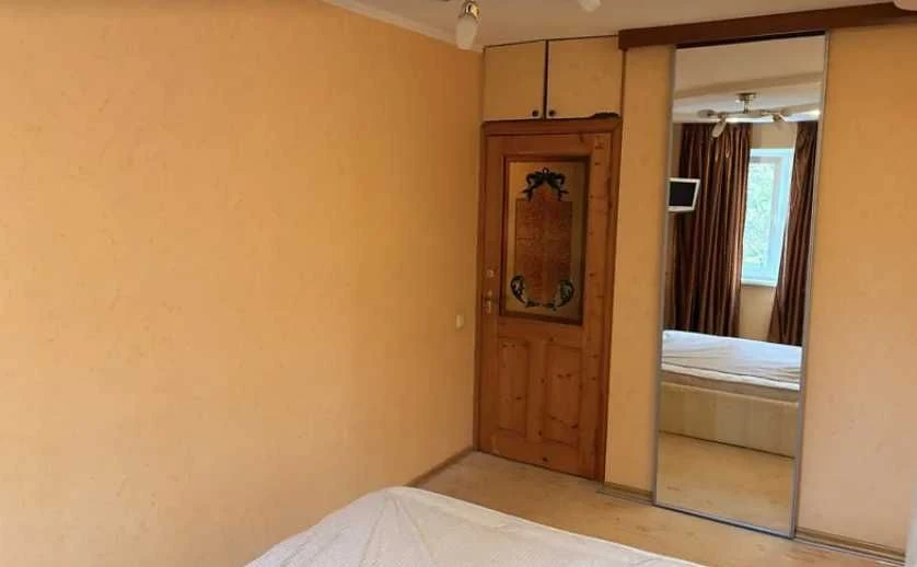 Продам світлу ,затишну 3 кімнатну квартиру на Нових Будинках