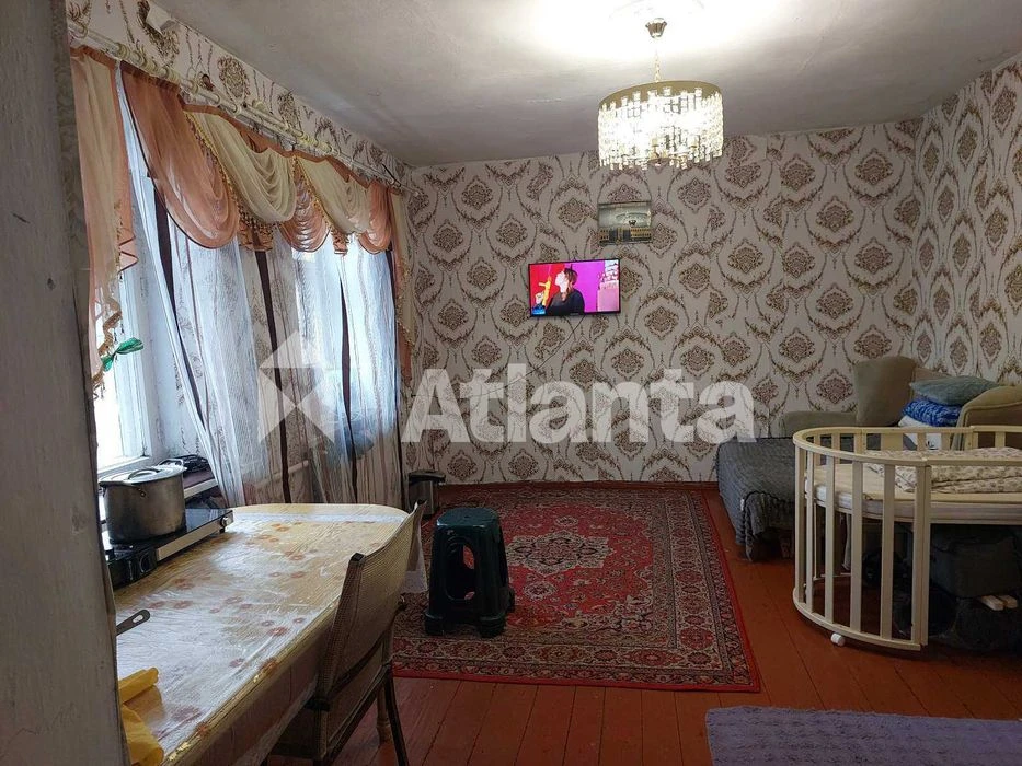 Продажа 1/2 дома на Ленпоселке!3сотки,пакет документов!Срочн