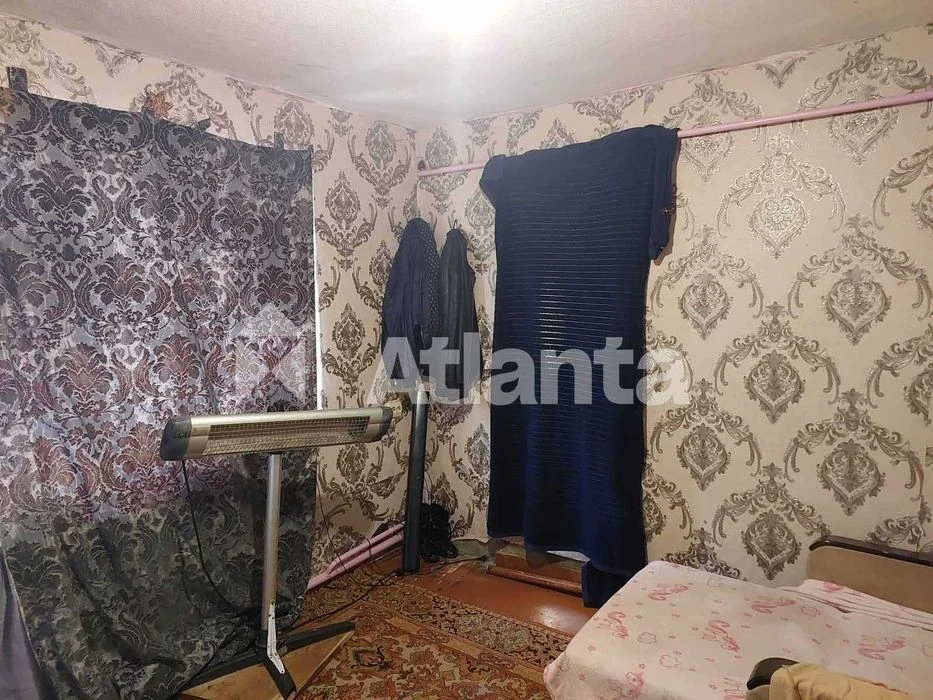 Продажа 1/2 дома на Ленпоселке!3сотки,пакет документов!Срочн