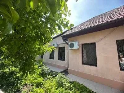 У продажу будинок на селище Котовського/НК
