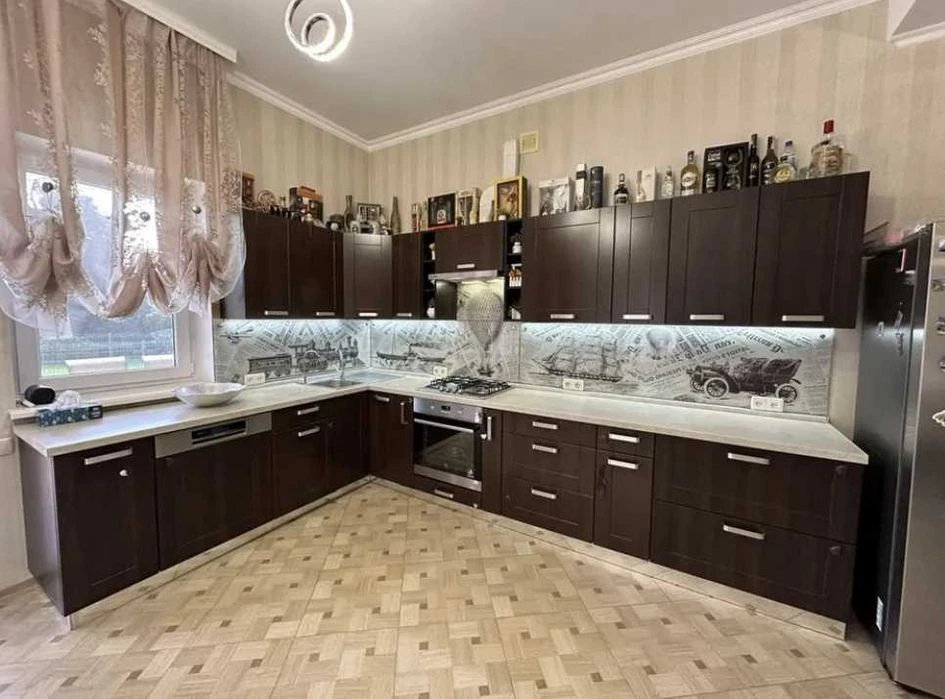 Capital house SAUVIGNON Great location Swimming pool 5.7 acres