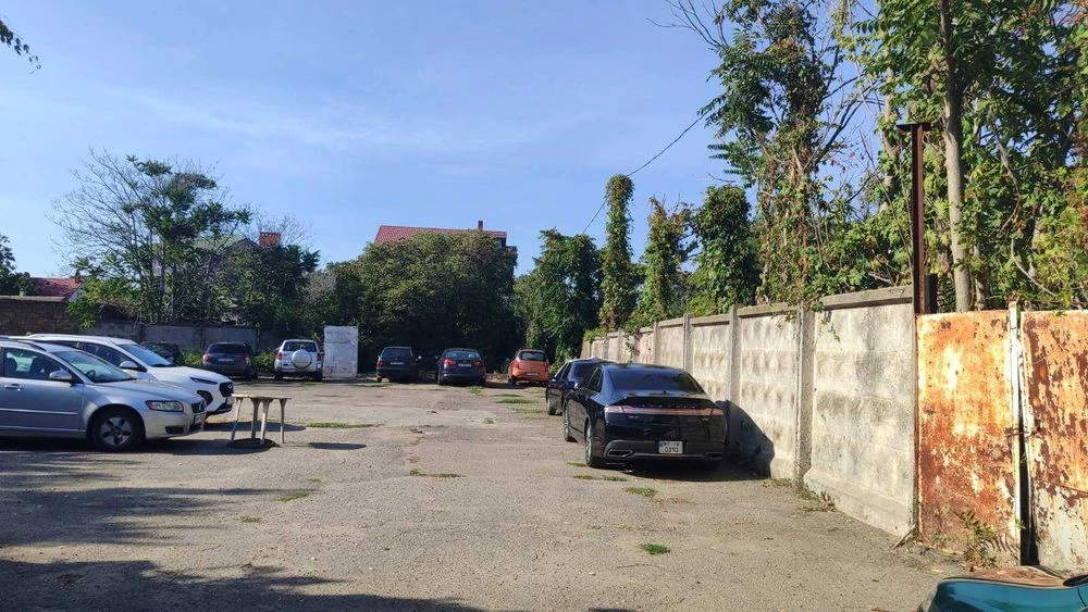 Шикарный участок в Киевском районе возле моря!