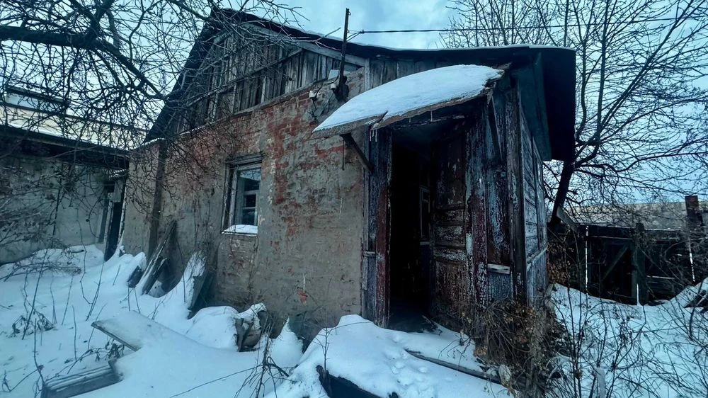 Продам дом под снос в отличном месте на Холодной горе!