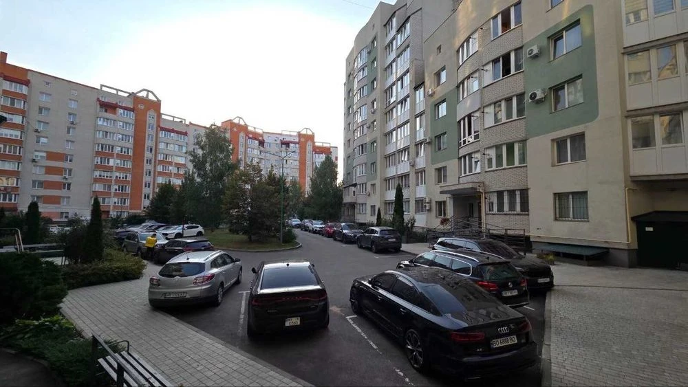 Продам однокімнатну квартиру на Поділлі