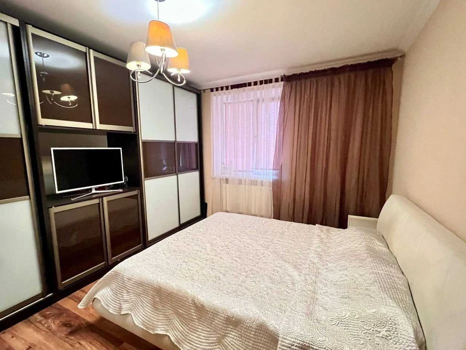 Продам 2х комнатную квартиру в новострое