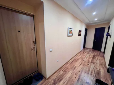 Продам 2х комнатную квартиру в новострое