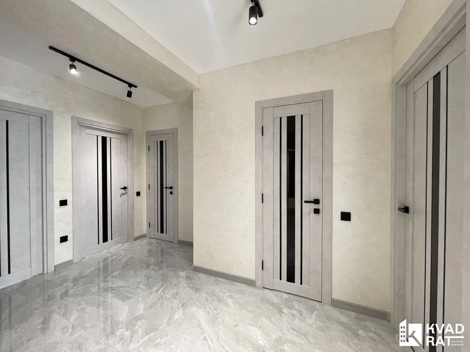 Продаж 3км квартири з ремонтом
