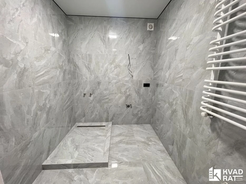 Продаж 3км квартири з ремонтом