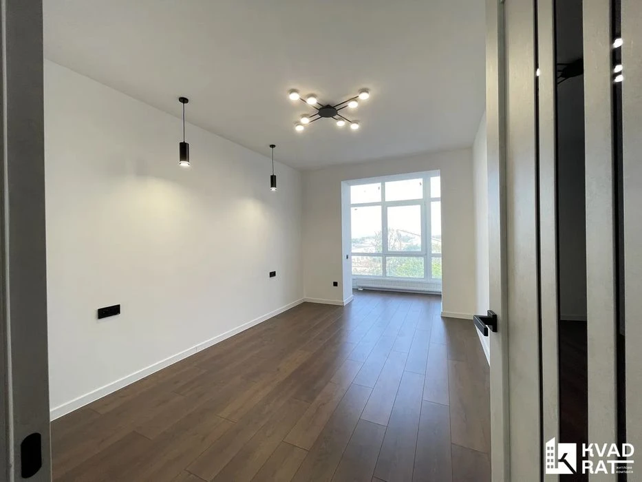 Продаж 3км квартири з ремонтом